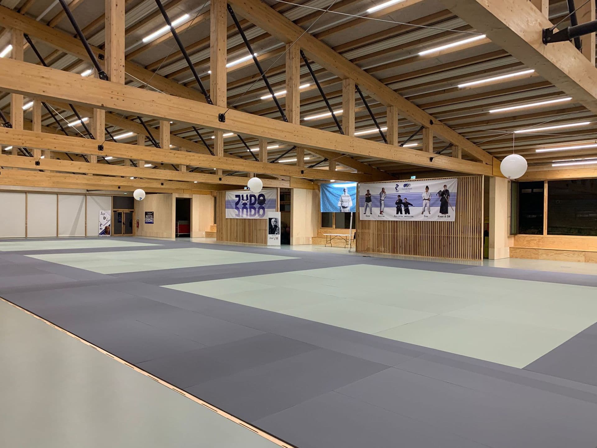 Exterior or interior of Judo Club de Hem (Dojo Serge Tiberghien)