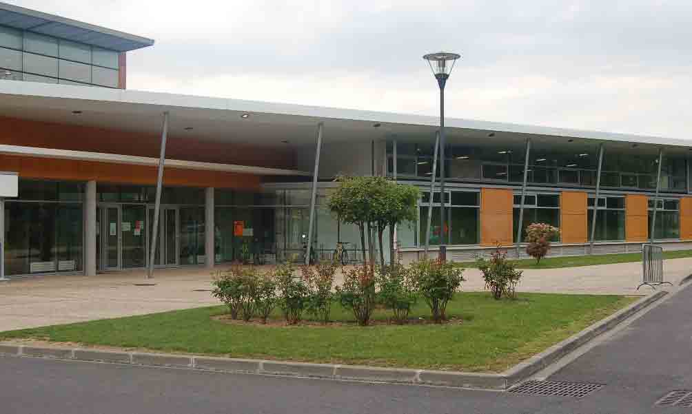 Exterior or interior of Judo-Club Draveillois