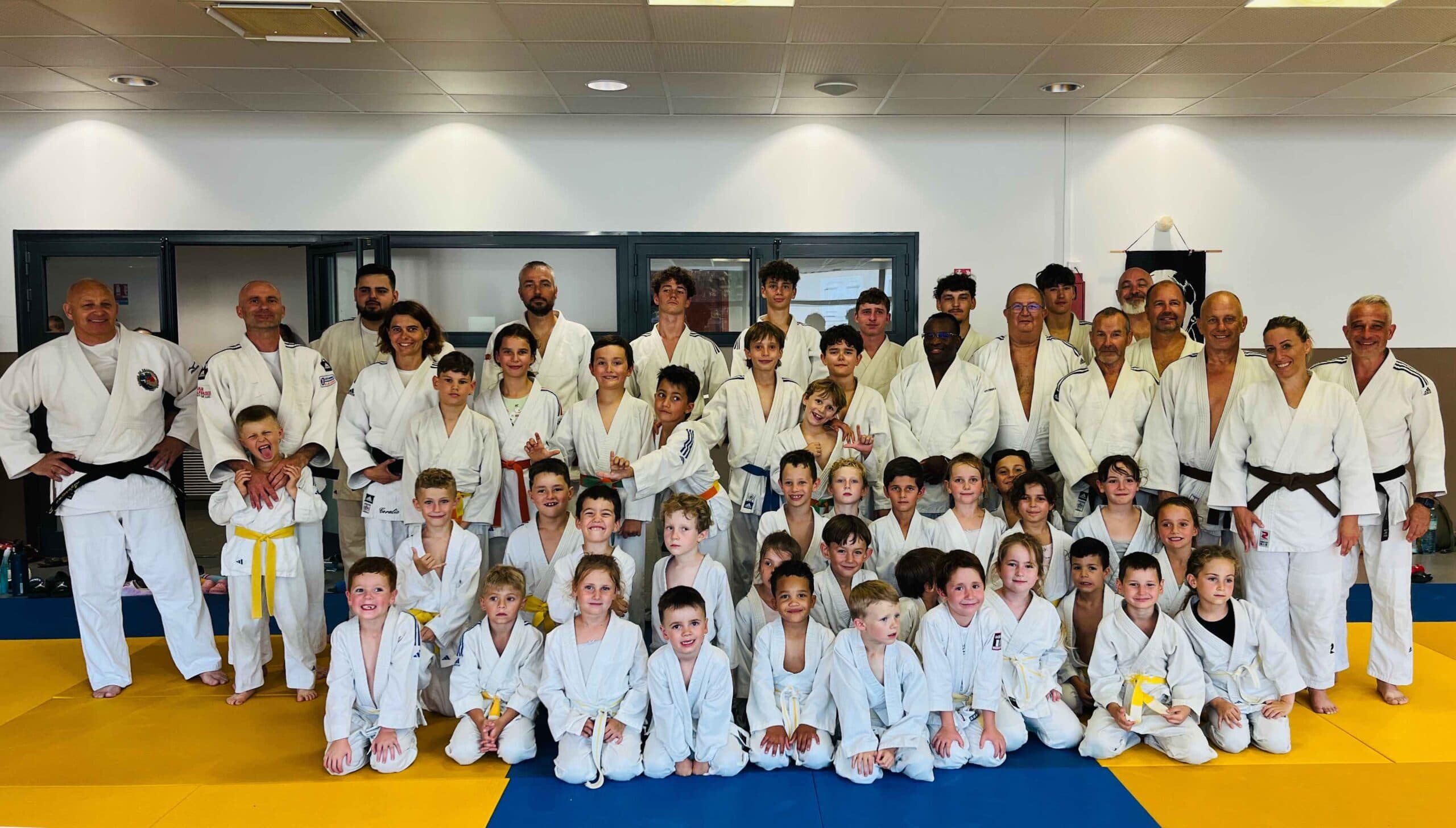 Exterior or interior of Judo Club Pierrefeu